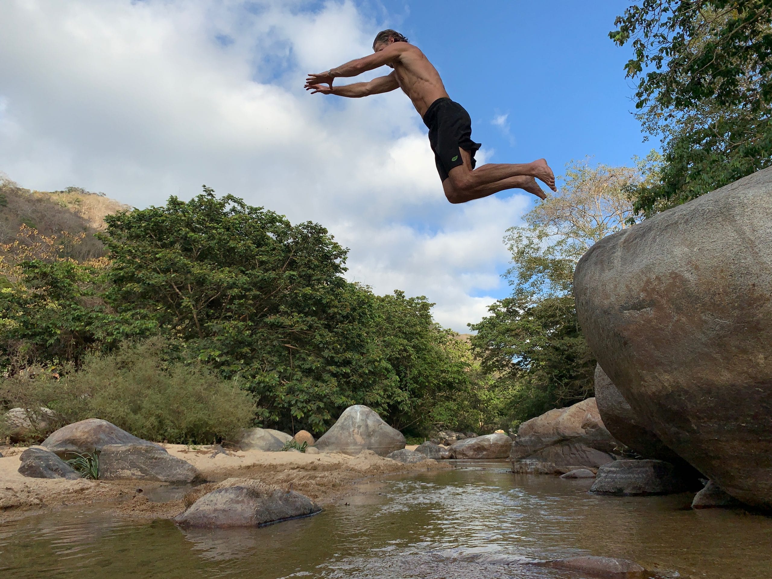 How To Use Gravity In Your Movement (And Stop Fighting It!)