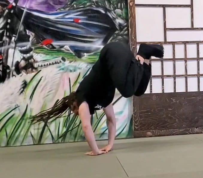 Jump Landings & Rolling Tutorial: Drills to Build the Skill